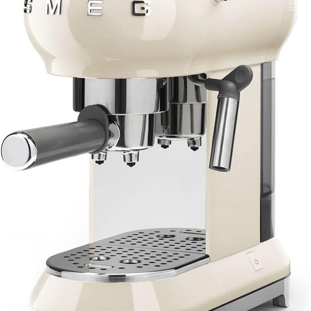 Smeg ECF01CRUS Espresso Coffee Machine, One Size, 1L, Cream